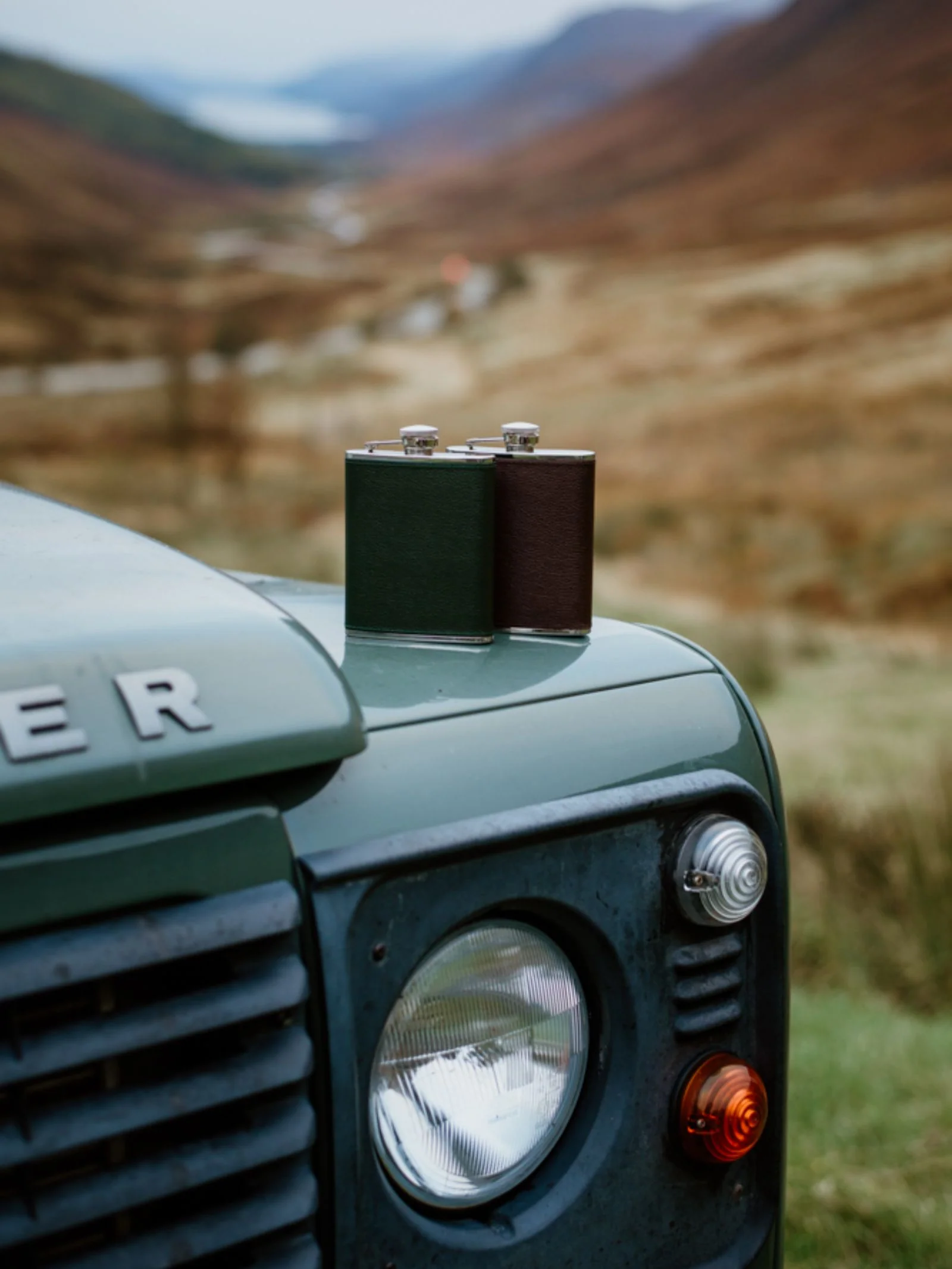 6oz Chocolate Hip Flask - Image 3