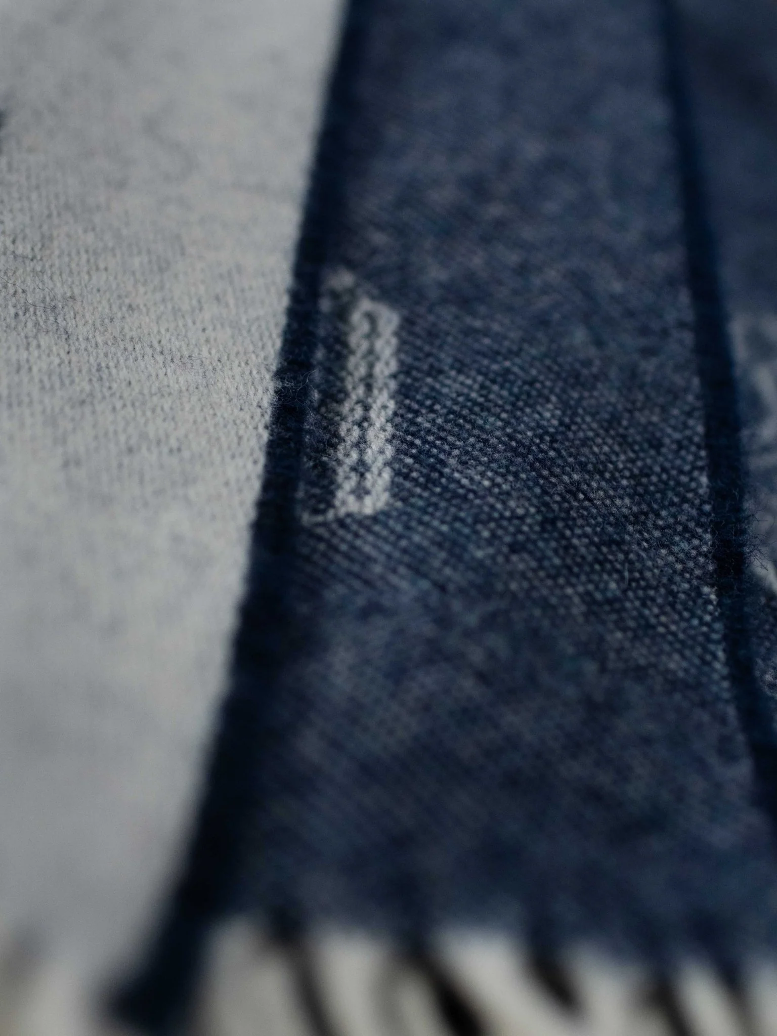 Land Rover Defender Jacquard Throw - Image 8