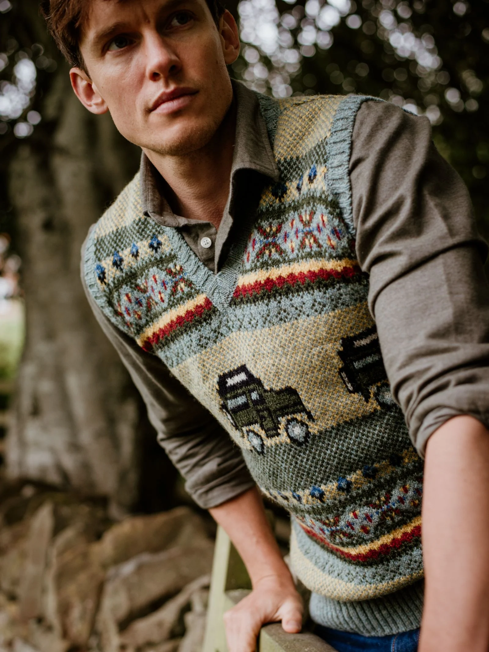 Land Rover Defender Fairisle Slipover - Image 2