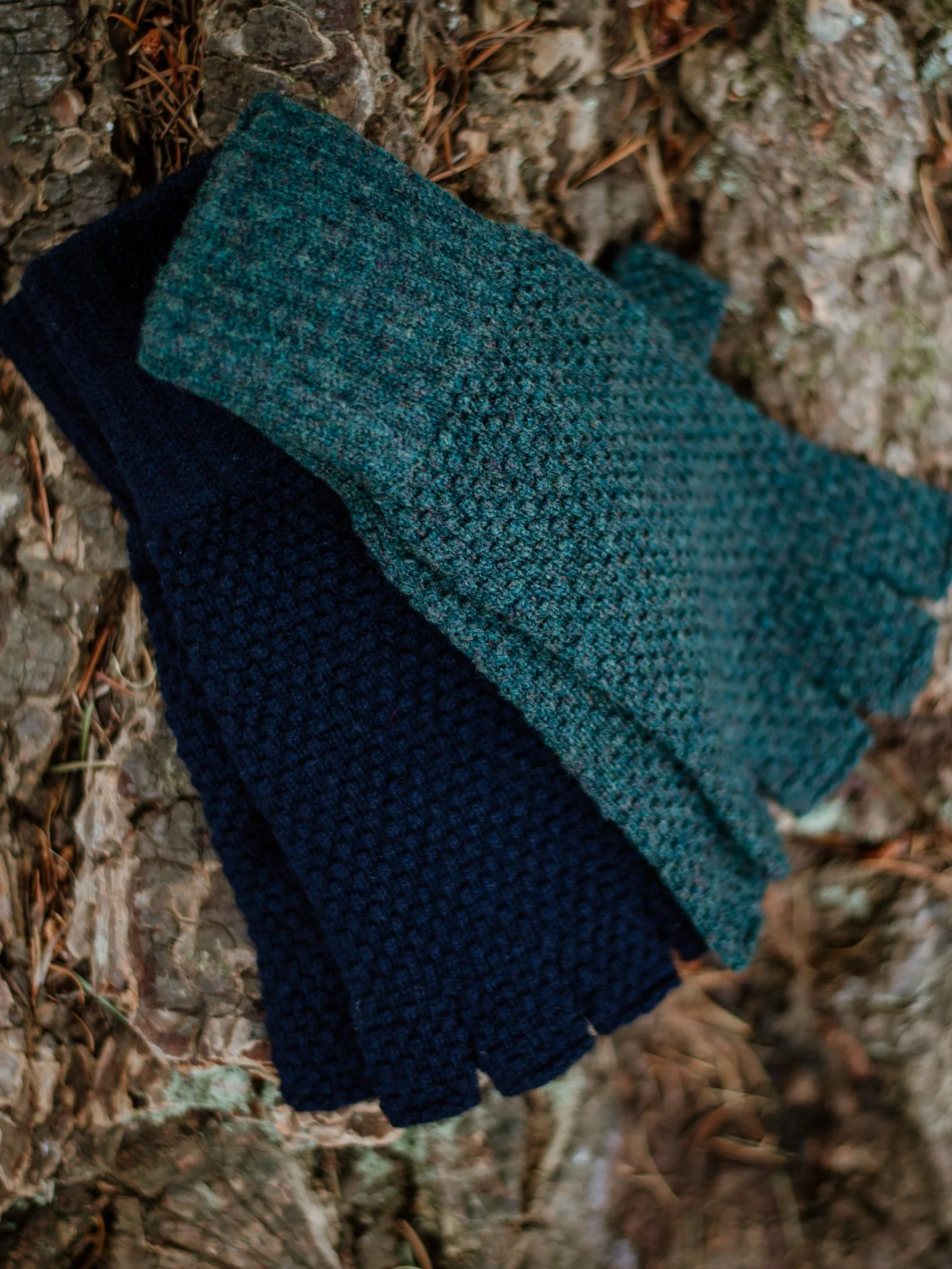 Moss Stitch Half-Finger Gloves