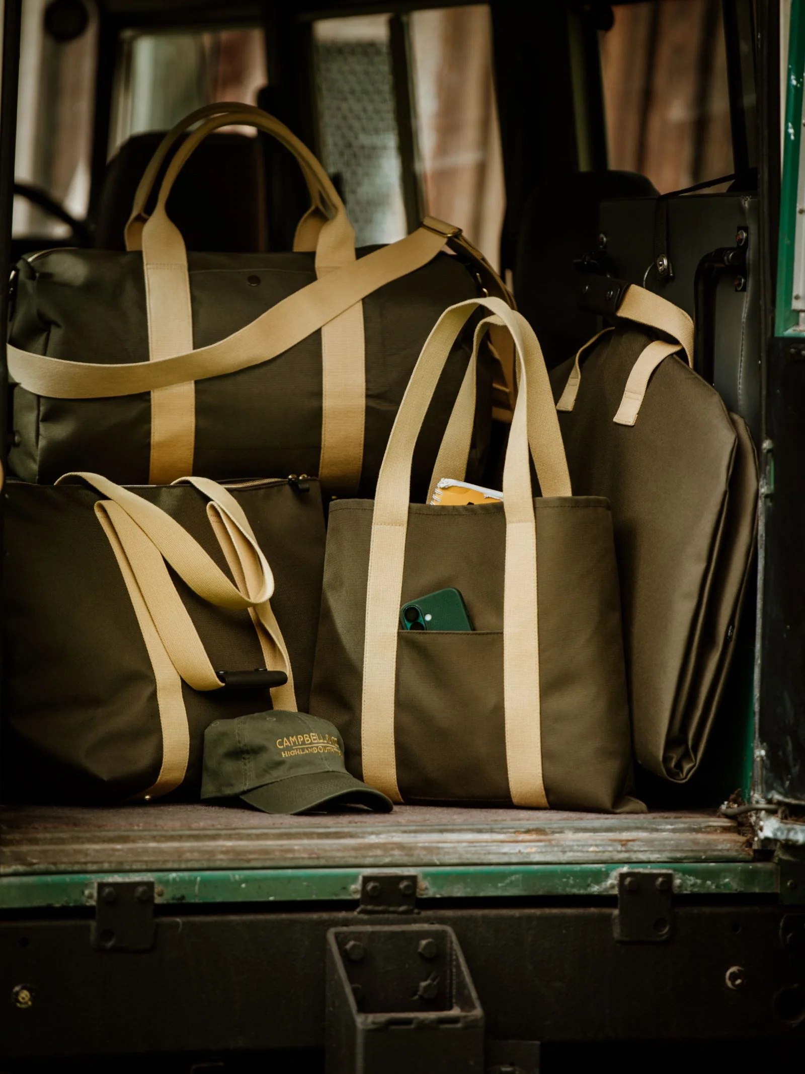 Utility Packaway Tote - Image 5
