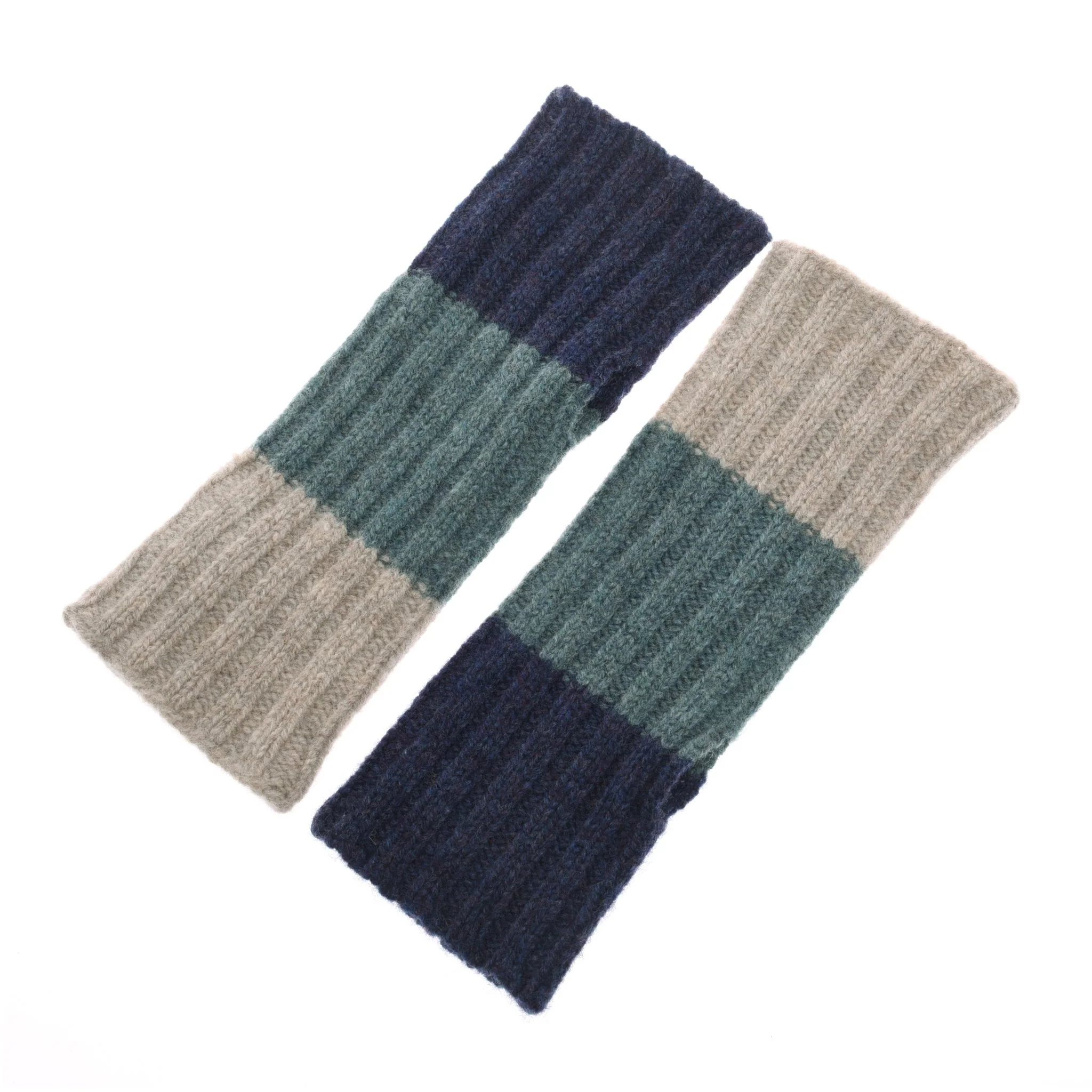 Auld Stock Stripe Wristwarmers - Image 4